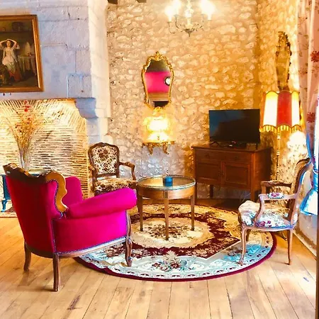 Rouge Semesterbostad Tocane-Saint-Apre