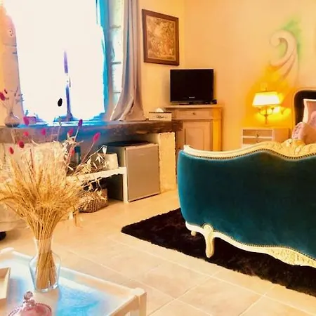 Rouge Tocane-Saint-Apre