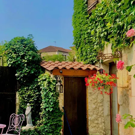 Rouge Semesterbostad