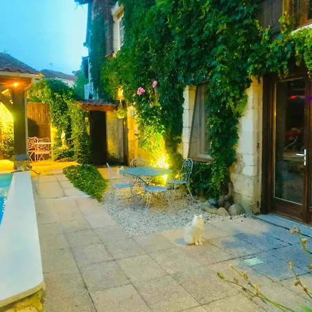 Rouge Semesterbostad *