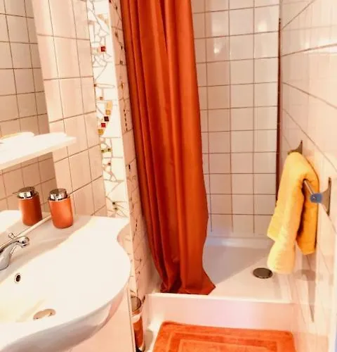 Rouge * Tocane-Saint-Apre