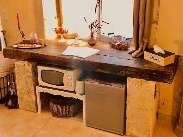 Rouge * Tocane-Saint-Apre