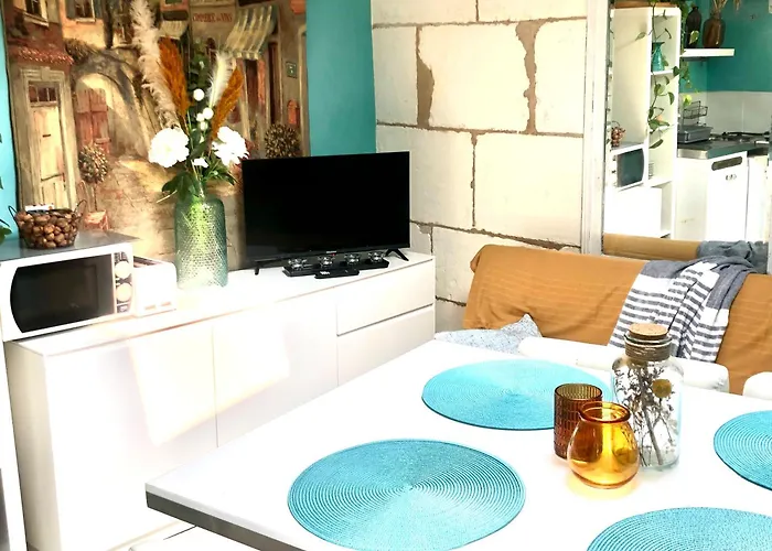 Rouge * Tocane-Saint-Apre